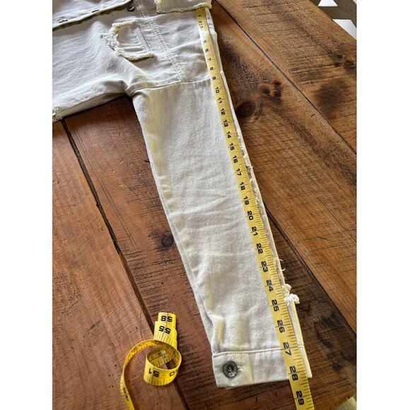 Womens‎ POL Cream Light Beige Fringe Raw Hem Cropped Denim Jacket Size M - Picture 9 of 13